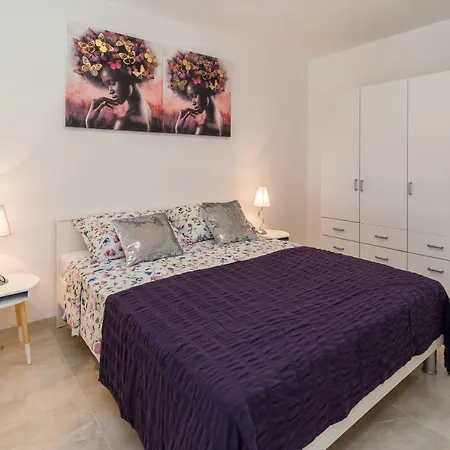 Apartment Arna Krk Town Exterior photo
