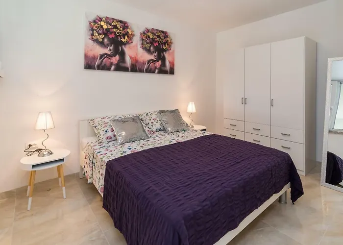 Apartment Arna