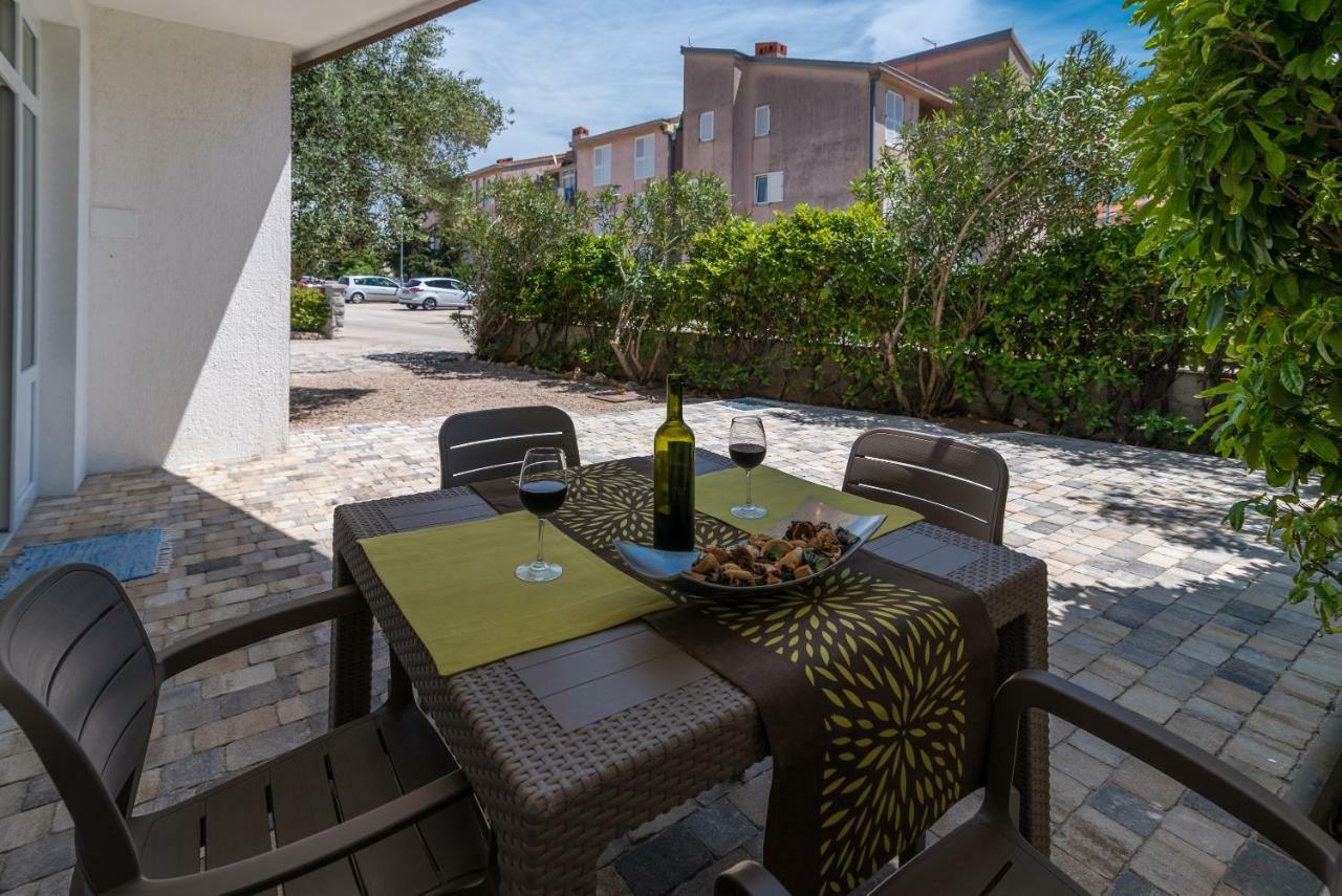 Arna Apartman Krk Town